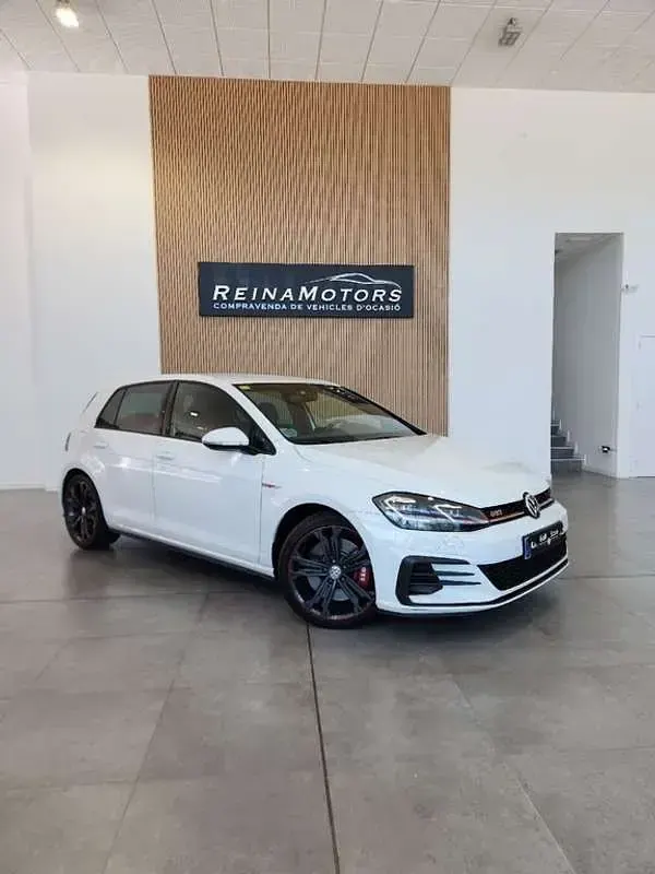 Usado VW Golf VIII GTI 245 CV (180 kW) 2020 Blanco Utilitario