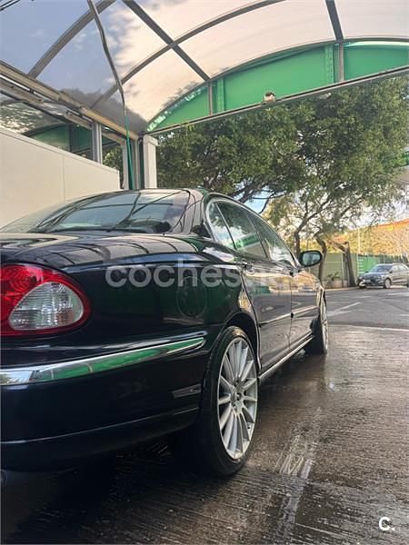 Usado Jaguar X-type Executive 231 CV (169 kW) 2002 Negro Berlina