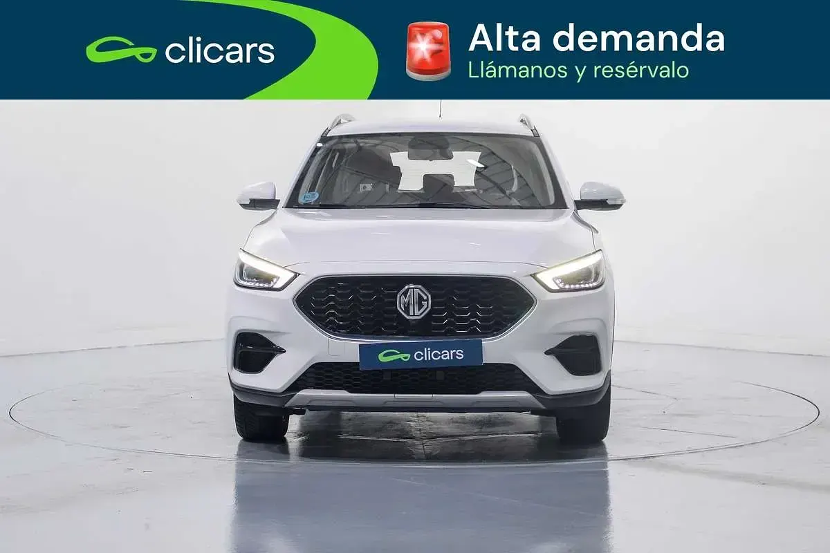 Usado MG ZS Comfort 106 CV (77 kW) 2023 Blanco SUV