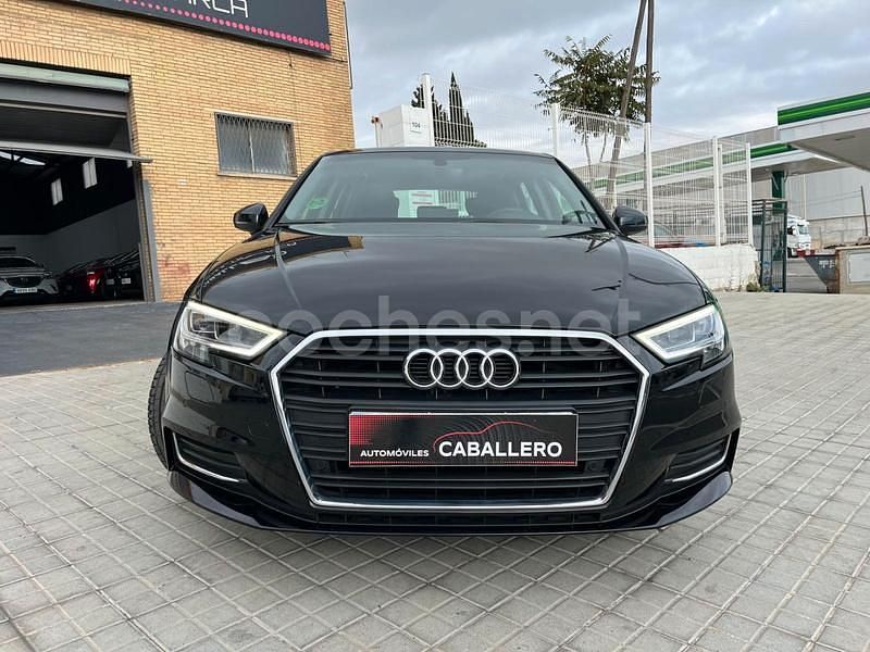 Usado Audi A3 116 CV (85 kW) 2019 Negro Berlina