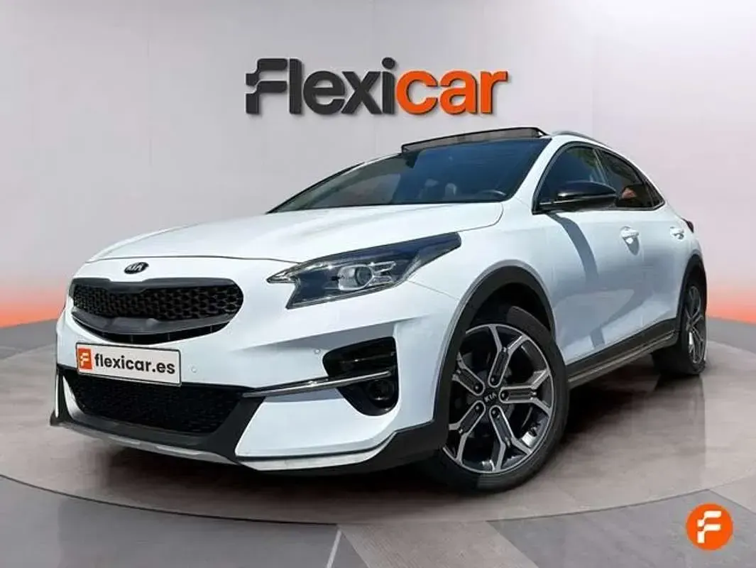 Usado Kia XCeed GT-Line 120 CV (88 kW) 2021 Blanco SUV