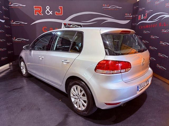 Usado VW Golf VI Advance 105 CV (77 kW) 2011 Gris Utilitario