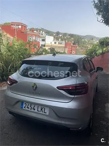 Usado Renault Clio V Intens 85 CV (62 kW) 2020 Gris / plata Berlina