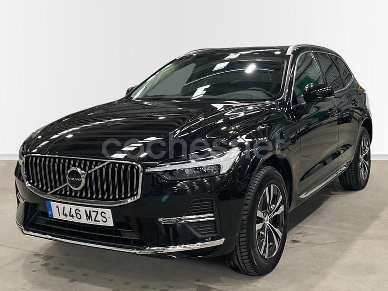 Negro Usado 2025 Volvo XC60 Core SUV | 47.700 € (Precio justo) - Imagen 1/3