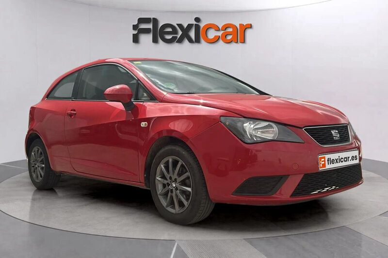 Rojo Usado 2015 Seat Ibiza SC I-Tech Utilitario | 7990 € (Precio justo) - Imagen 1/4