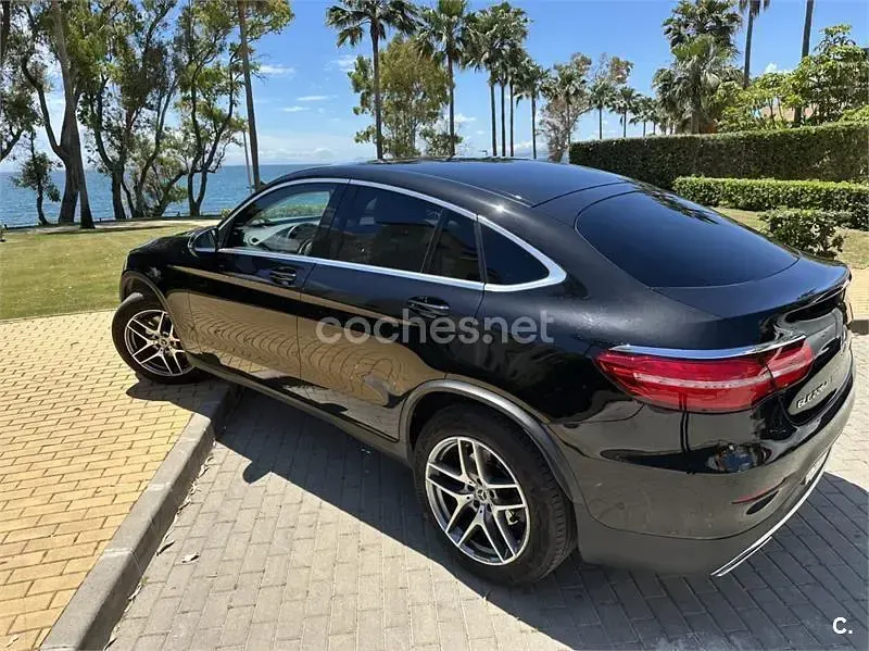 Usado Mercedes GLC220 170 CV (125 kW) 2017 Negro Coupe