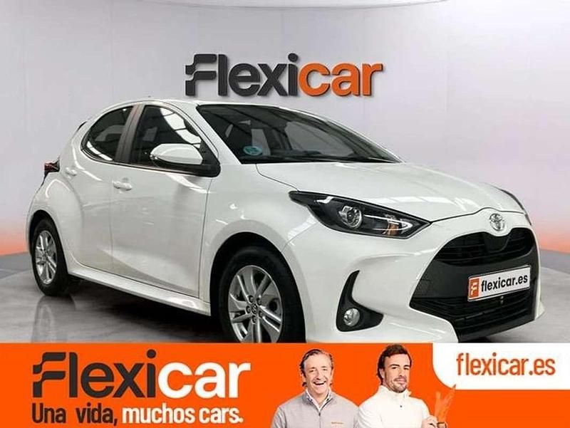 Usado Toyota Yaris Edition 125 CV (91 kW) 2022 Blanco Utilitario