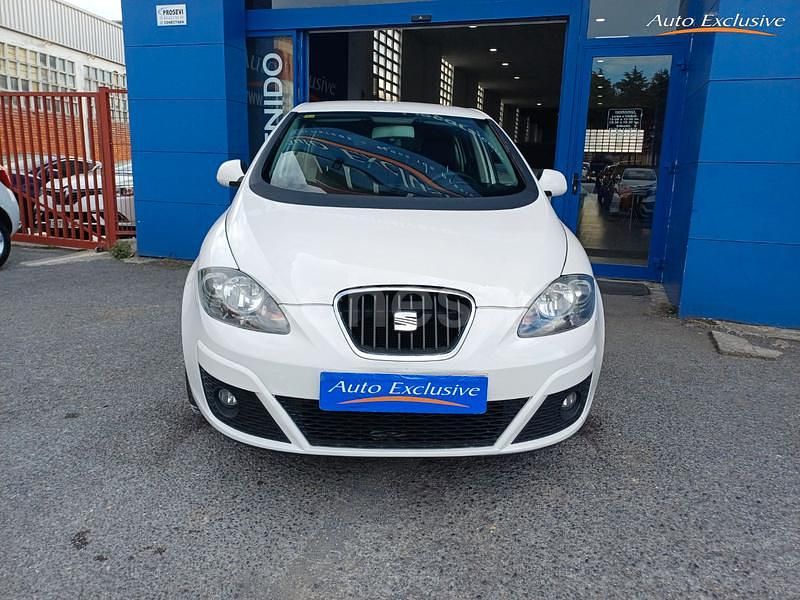 Usado Seat Altea Style 105 CV (77 kW) 2011 Blanco Monovolumen