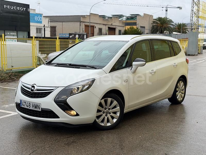 Usado Opel Zafira Tourer Selective 140 CV (102 kW) 2013 Blanco Monovolumen