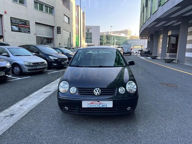 Usado VW Polo Trendline 75 CV (55 kW) 2004 Negro Utilitario