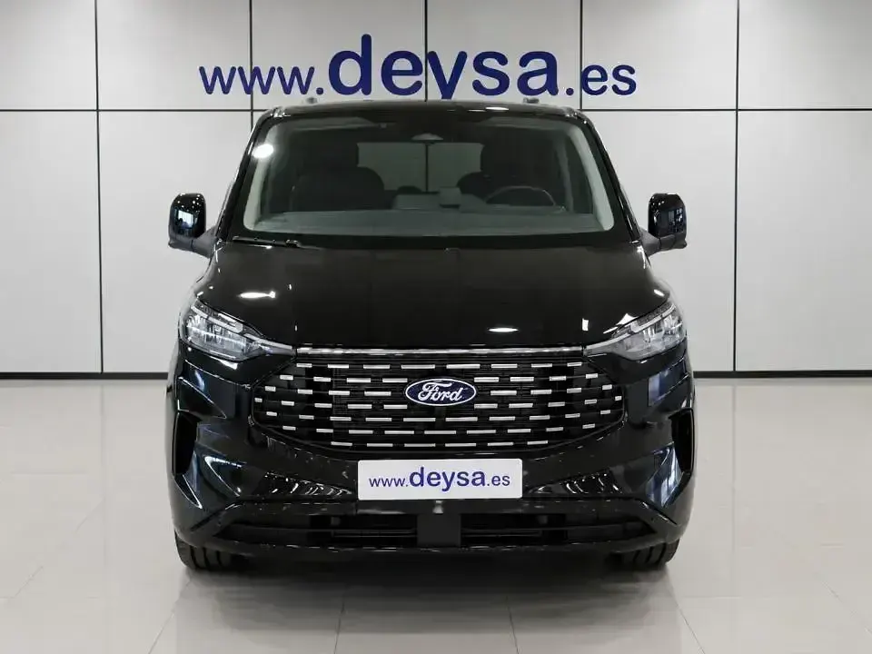Nuevo Ford Tourneo Titanium X 170 CV (125 kW) 2026 Negro Monovolumen