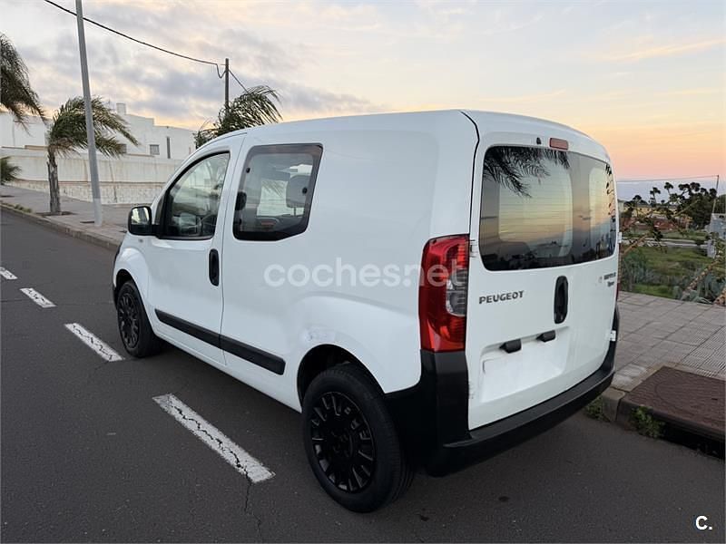 Usado Peugeot Bipper 68 CV (50 kW) 2009 Blanco Monovolumen