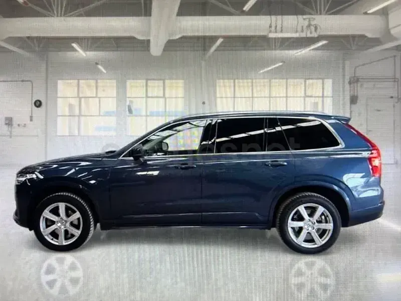 Usado Volvo XC90 Core 235 CV (172 kW) 2023 Azul SUV