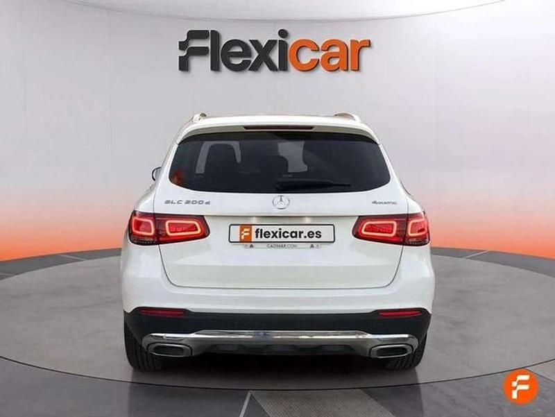 Usado Mercedes GLC220 170 CV (125 kW) 2022 Blanco SUV