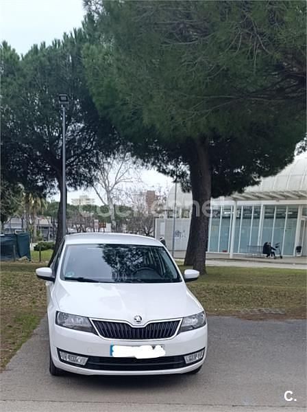 Usado Skoda Rapid Ambition 116 CV (85 kW) 2016 Blanco Utilitario