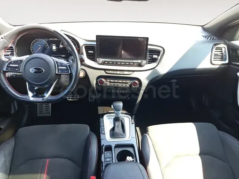 Usado Kia ProCeed GT 204 CV (150 kW) 2021 Blanco Familiar