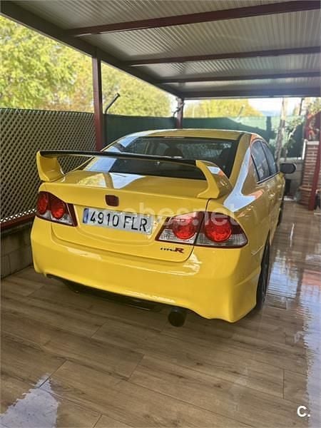 Usado Honda Civic Type R 200 CV (147 kW) 2004 Amarillo Berlina