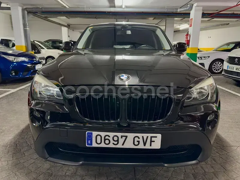 Usado BMW X1 Comfort Edition 177 CV (130 kW) 2010 Negro SUV