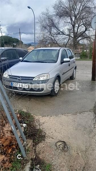 Usado Opel Corsa Elegance 90 CV (66 kW) 2001 Gris / plata Utilitario