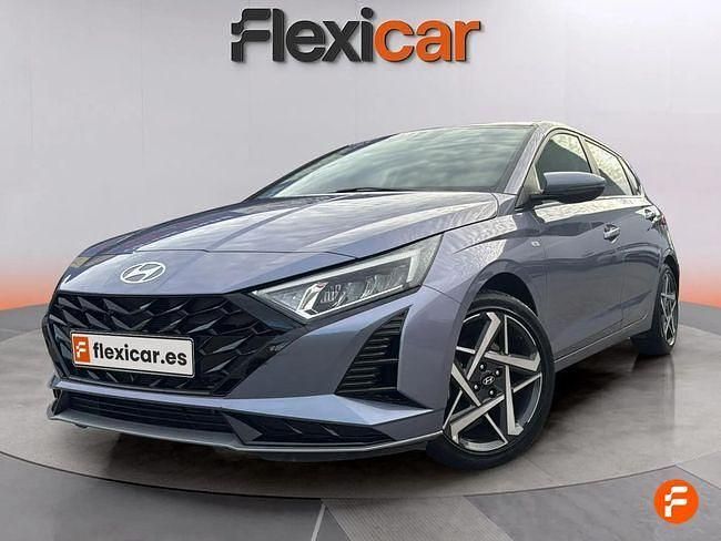 Usado Hyundai i20 100 CV (73 kW) 2024 Azul Utilitario