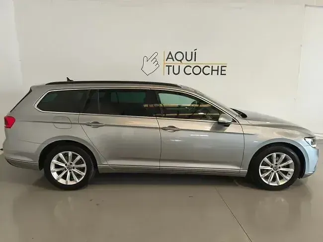 Begagnad VW Passat Executive 150 HK (110 kW) 2022 Grå Kombi