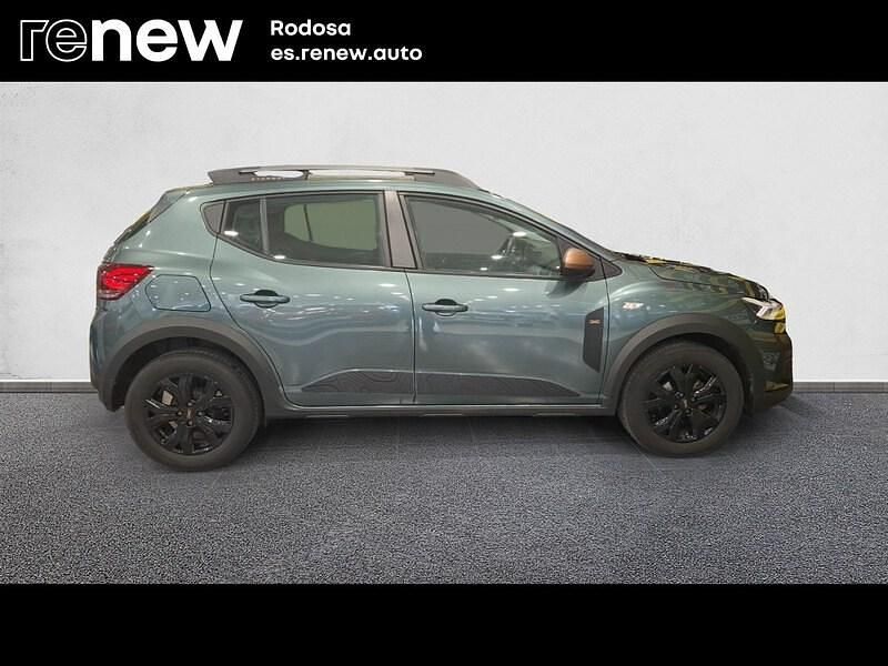 Usado Dacia Sandero Extreme 100 CV (73 kW) 2025 Verde Berlina
