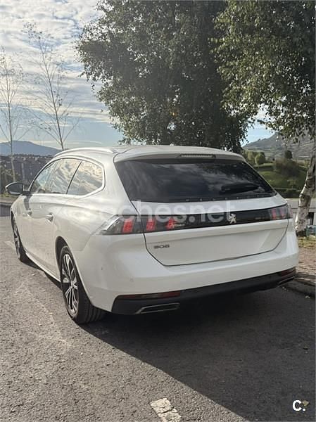 Usado Peugeot 508 SW GT 130 CV (95 kW) 2021 Blanco Familiar