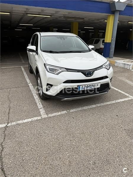 Usado Toyota RAV4 Hybrid Advance 197 CV (144 kW) 2016 Blanco SUV