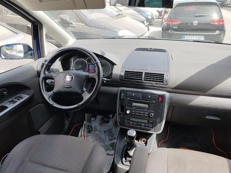 Usado Seat Alhambra 140 CV (102 kW) 2008 Azul Monovolumen