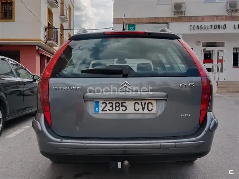 Usado Citroën C5 Exclusive 110 CV (80 kW) 2004 Gris / plata Familiar