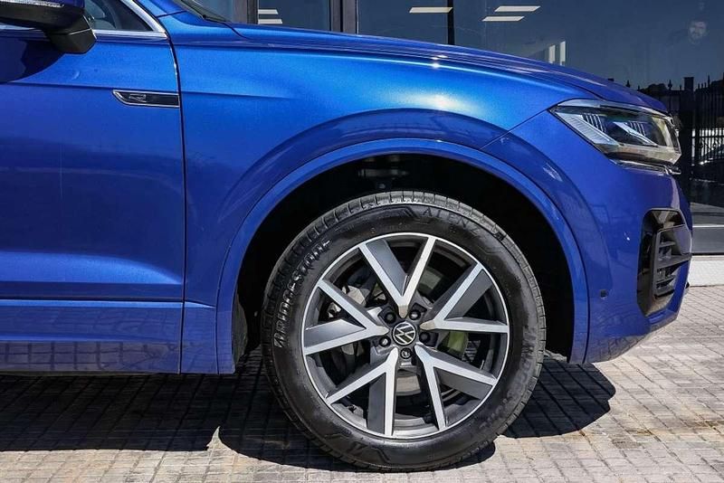 Usado VW Touareg R-line 286 CV (210 kW) 2023 Azul SUV