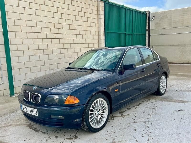 Usado BMW 330 184 CV (135 kW) 2002 Negro Berlina
