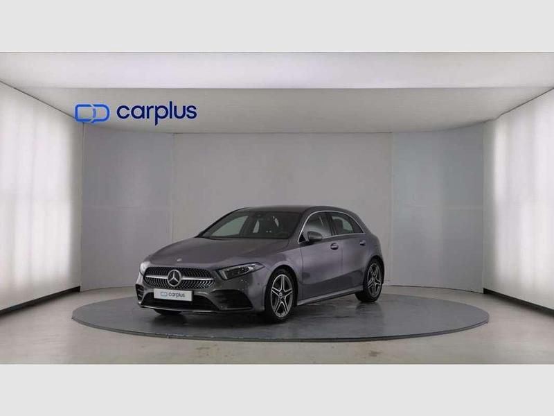 Gris Usado 2022 Mercedes A200 Utilitario | 29.990 € (Un poco caro) - Imagen 1/4