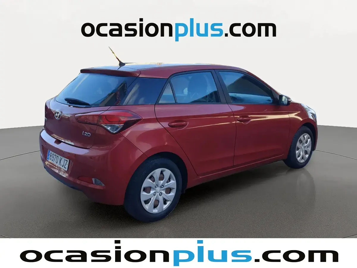 Usado Hyundai i20 84 CV (61 kW) 2018 Rojo Utilitario