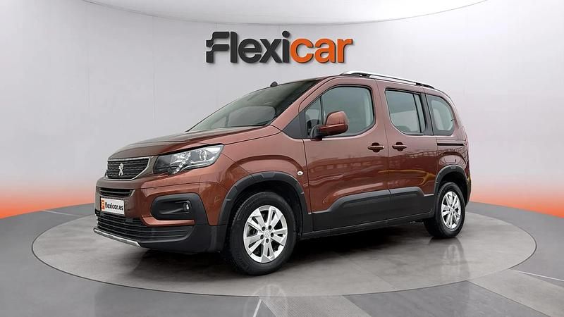Begagnad Peugeot Rifter Allure 131 HK (96 kW) 2019 Brun Minibuss