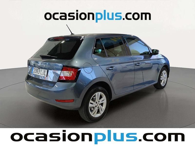 Usado Skoda Fabia Ambition 95 HP (69 kW) 2020 Cinzento Citadino