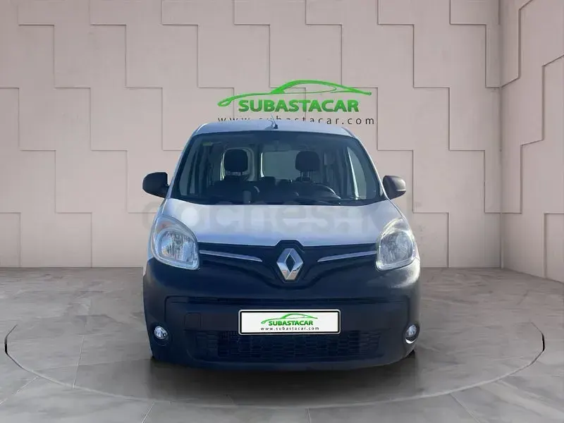 Usado Renault Kangoo 75 CV (55 kW) 2018 Blanco Monovolumen