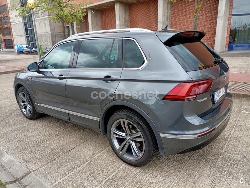 Usado VW Tiguan Sportline 190 CV (139 kW) 2017 Gris / plata SUV