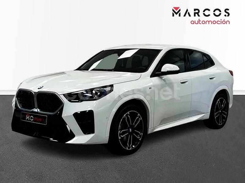 Blanco (veganza perforado schwarz) Usado 2024 BMW X2 SUV | 43.500 € - Imagen 1/1