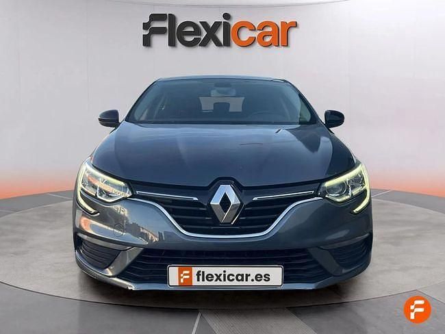 Usado Renault Mégane IV LIMITED 140 CV (102 kW) 2020 Gris / plata Berlina