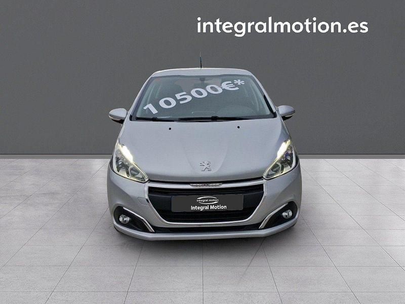 Usado Peugeot 208 Active 99 CV (72 kW) 2017 Otros Utilitario