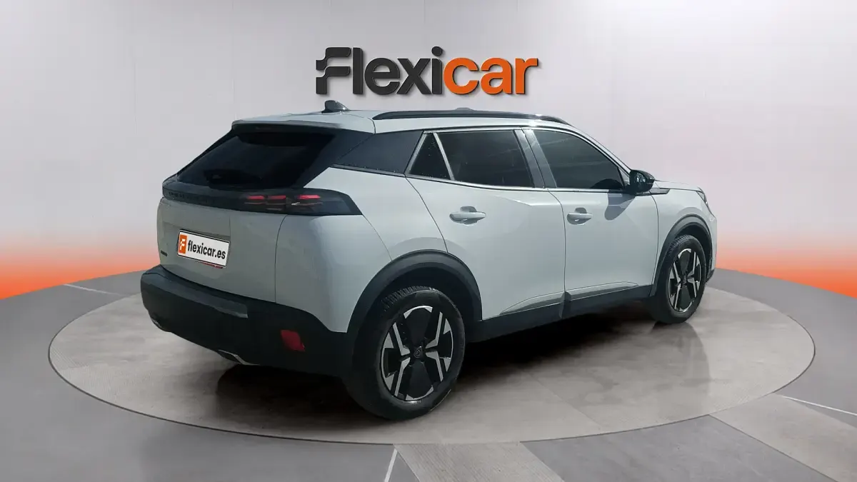 Usado Peugeot 2008 Allure 131 CV (96 kW) 2024 Blanco SUV