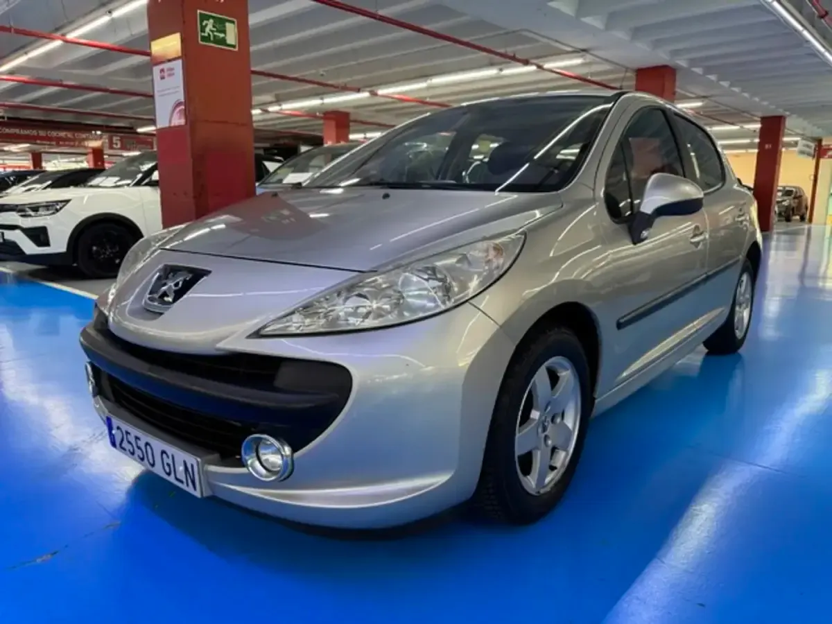 Usado Peugeot 207 Sport 95 CV (69 kW) 2009