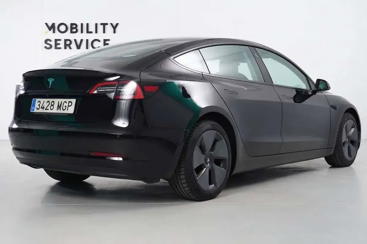 Usado Tesla Model 3 RWD 208 kW (283 CV) 2023 Negro Berlina