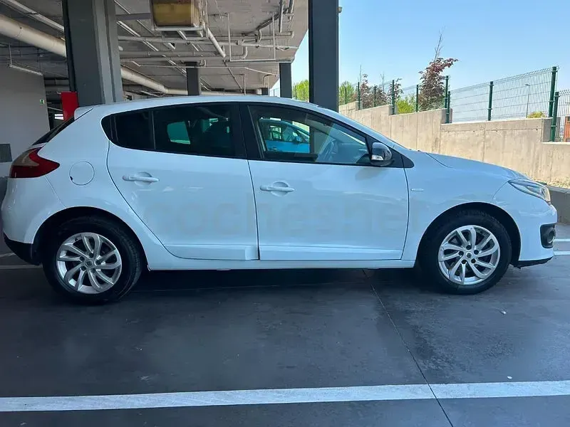 Usado Renault Mégane III GT 115 CV (84 kW) 2014 Blanco Berlina