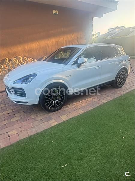 Blanco Usado 2019 Porsche Cayenne SUV | 47.500 € (Buen precio) - Imagen 1/4