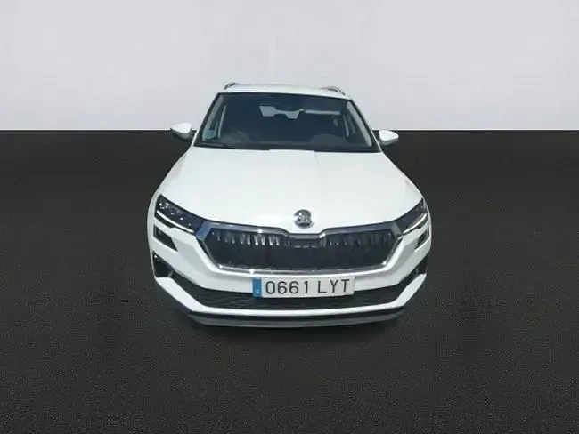 Usado Skoda Karoq Ambition 116 CV (85 kW) 2022 Blanco SUV