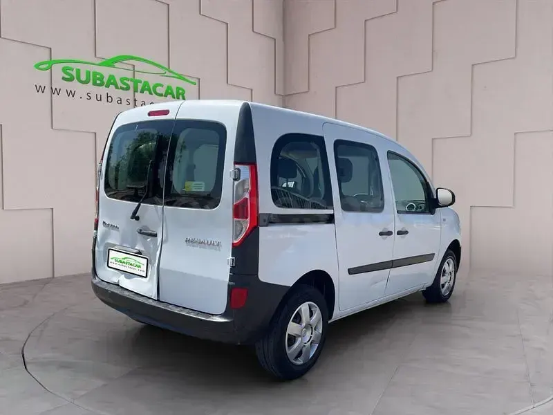 Usado Renault Kangoo 75 CV (55 kW) 2015 Blanco Monovolumen