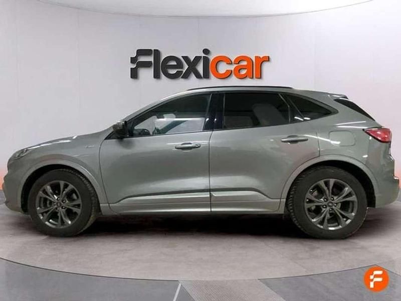 Usado Ford Kuga ST-Line 120 CV (88 kW) 2022 Gris SUV