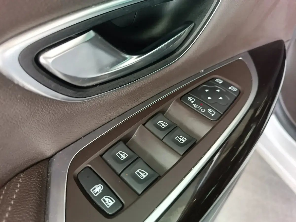 Begagnad Renault Espace LIMITED 160 HK (117 kW) 2019 Grå Minibuss